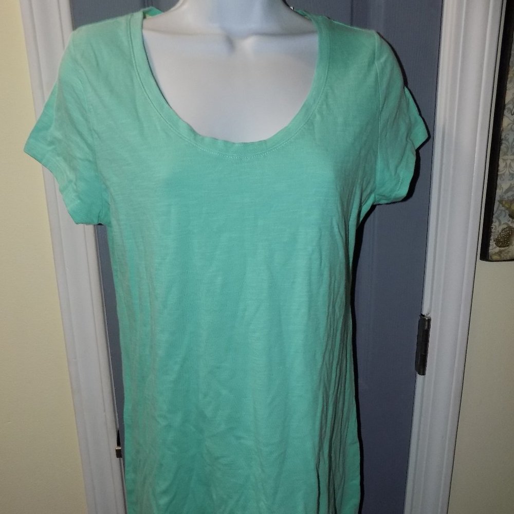 Liz Lange Maternity Green Essential SS Shirt